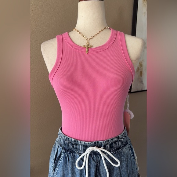 Pink ribbed sleeveless bodysuit - Picture 5 of 7